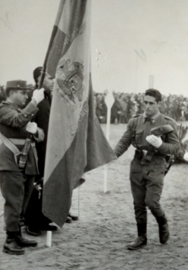 1965 Luis Nieto (Jura de bandera)