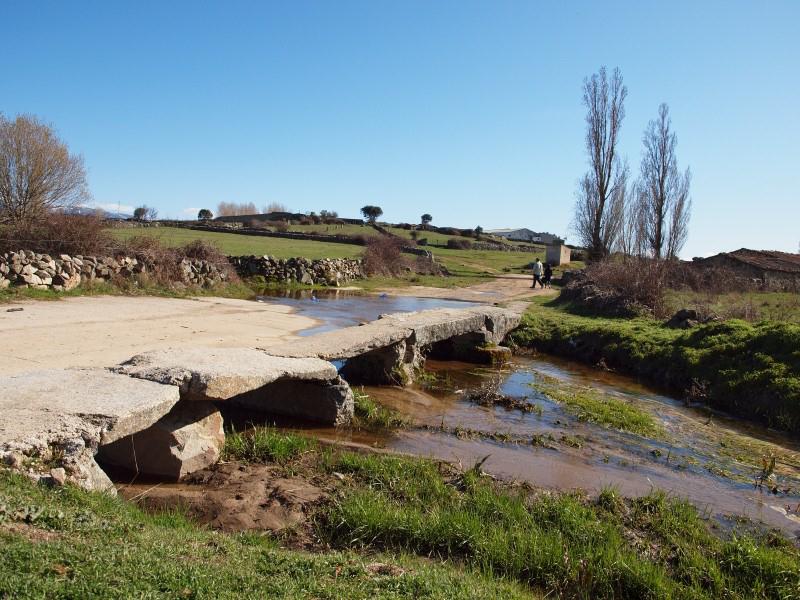 Puente en el camino de los lavaderos